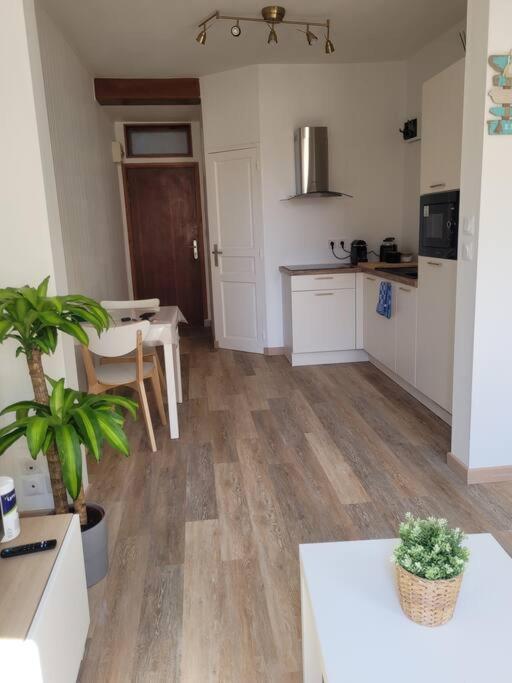Le Paseo Apartamento Troyes Exterior foto